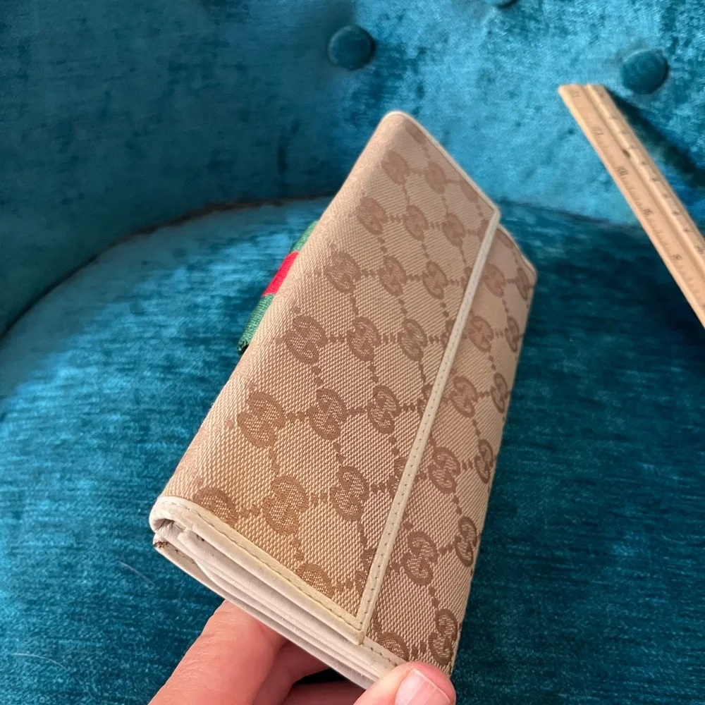 GG Look a like Beige Wallet with Green and Red Stripe with Genuine Leather trim - Picture 5 of 13